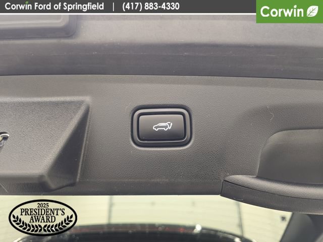 Used 2025 Hyundai Tucson Limited image 16