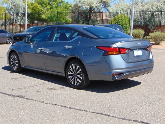 Used 2025 Nissan Altima 2.5 SV FWD image 6