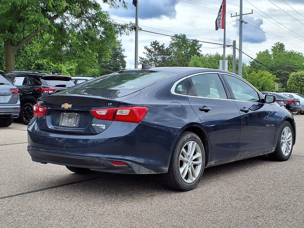 Used 2016 Chevrolet Malibu LT FWD image 4