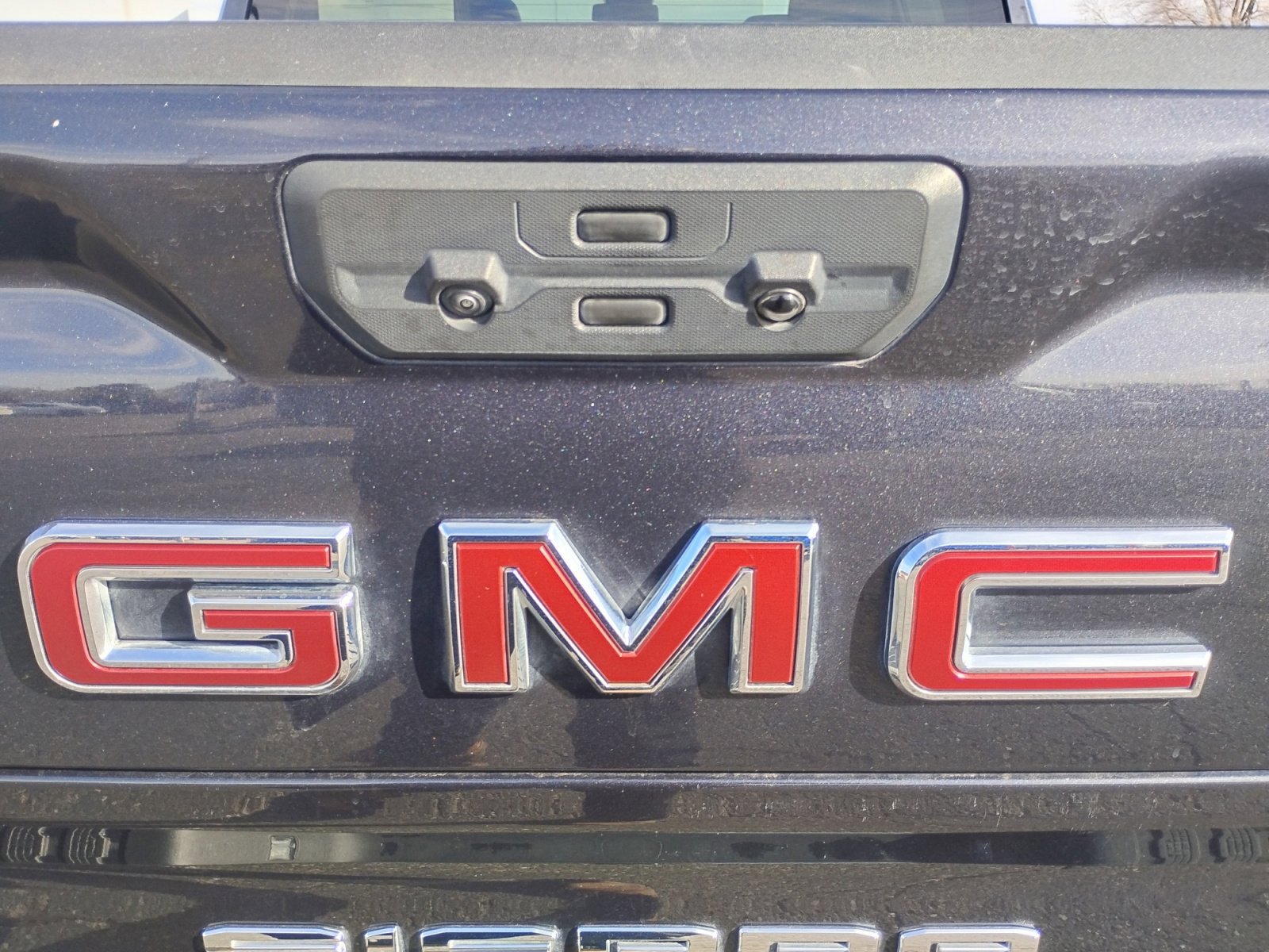 Used 2024 GMC Sierra 1500 SLT image 25