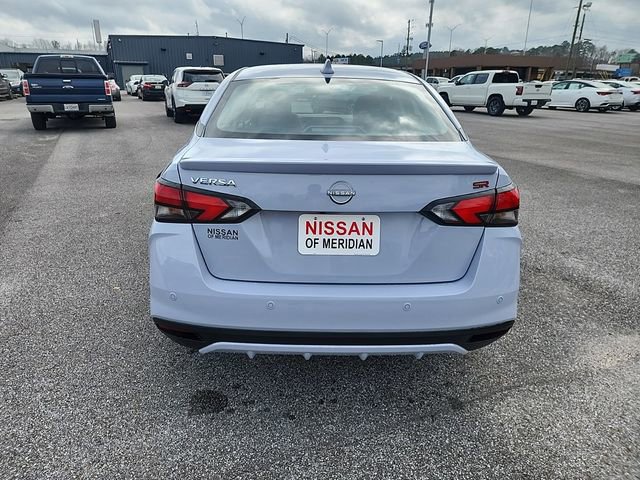 New 2025 Nissan Versa SR w/ Trunk Package image 4