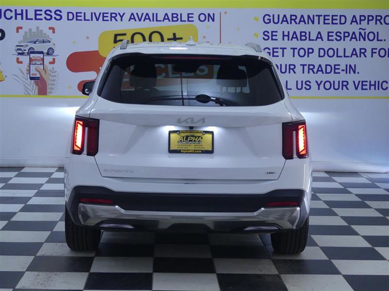 Used 2025 Kia Sorento EX FWD image 6