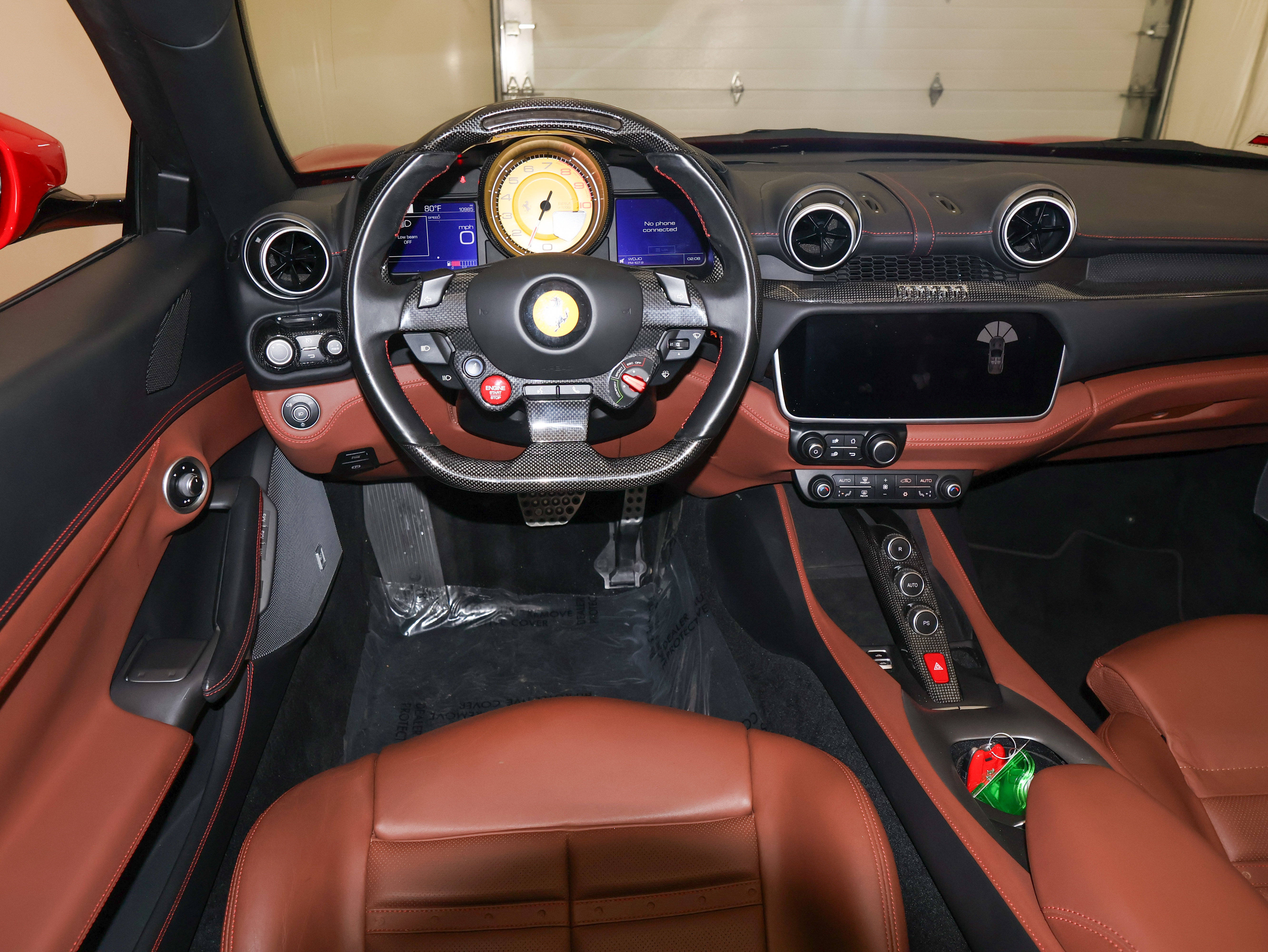 Used 2019 Ferrari Portofino RWD image 25