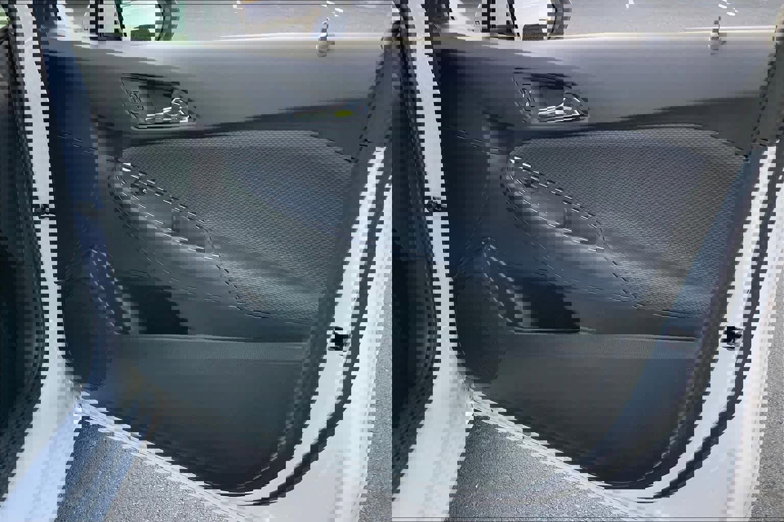 Used 2019 Chevrolet Cruze LS w/ LS Fleet Convenience Package image 22