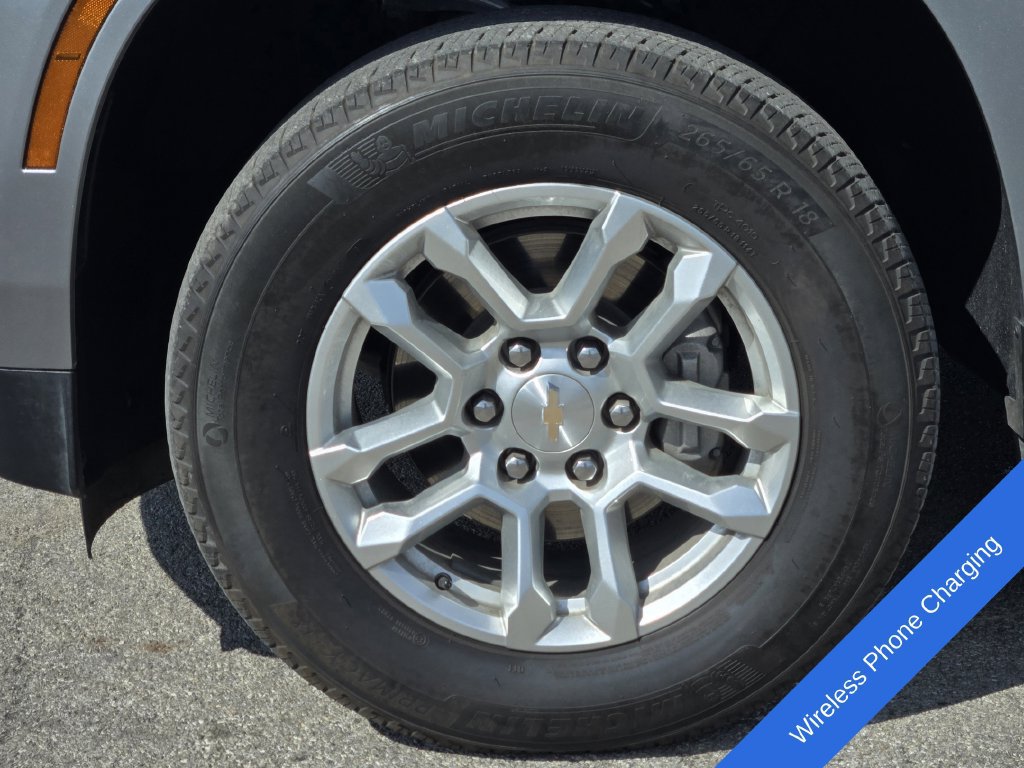Used 2025 Chevrolet Tahoe LT RWD image 14