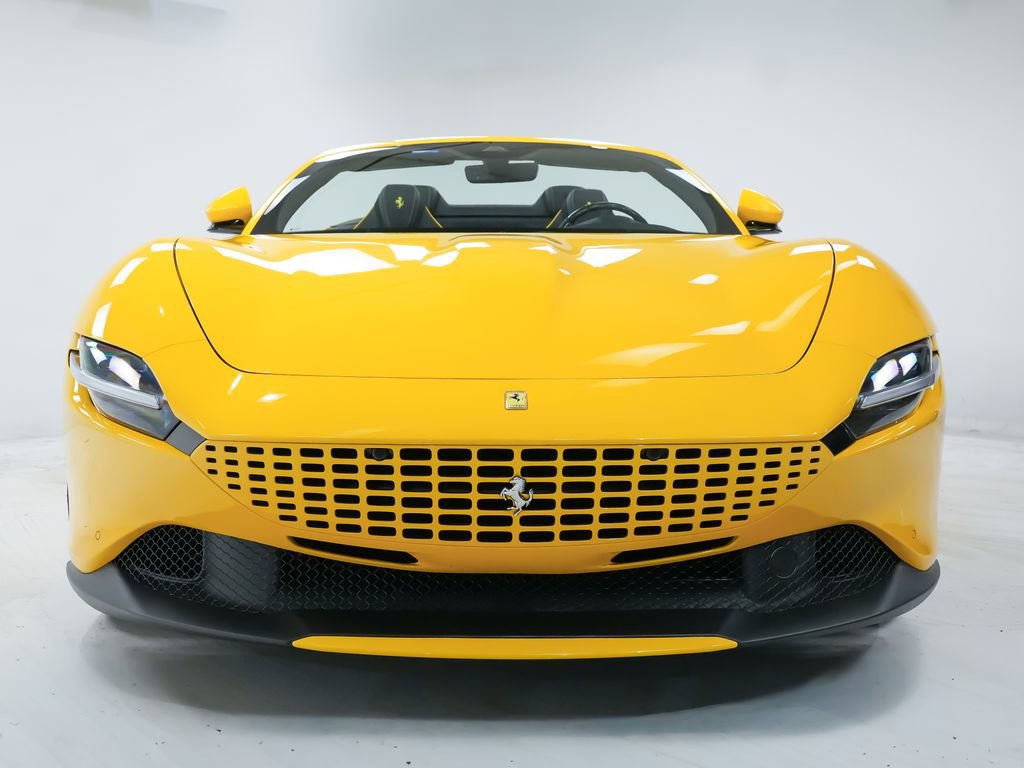 Used 2025 Ferrari Roma Spider image 6