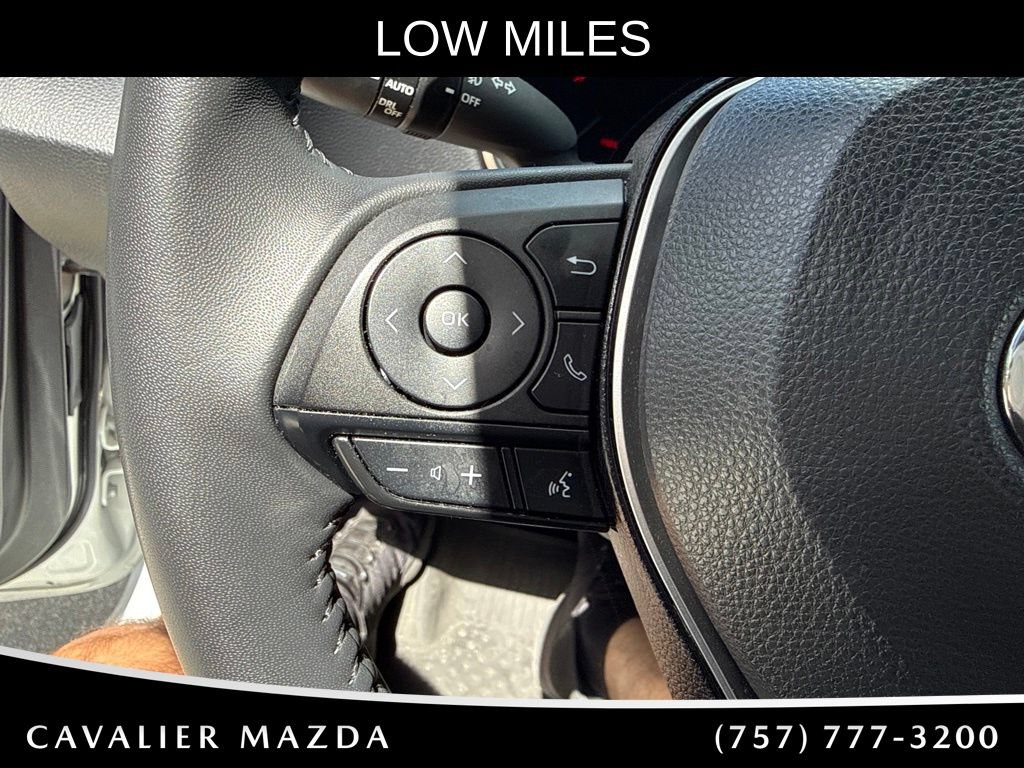 Used 2022 Toyota Corolla XSE FWD image 14