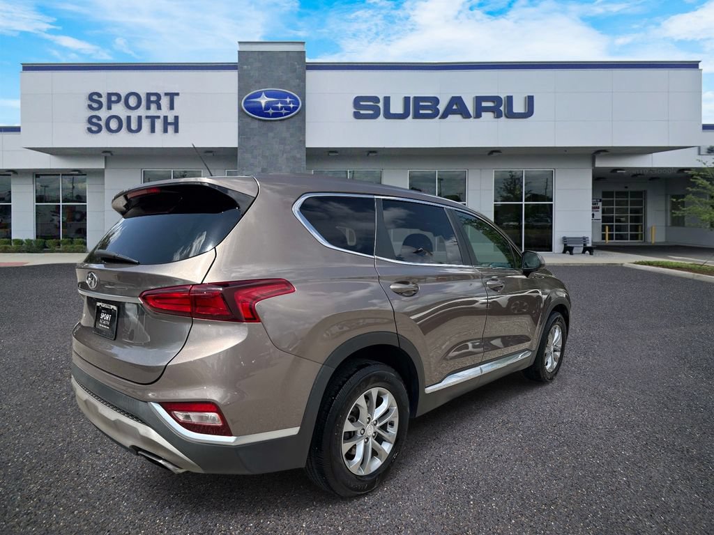 Used 2020 Hyundai Santa Fe SE w/ Cargo Package FWD image 3
