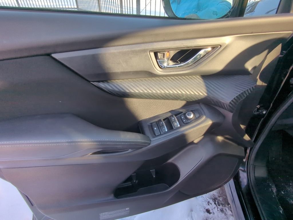 Used 2024 Subaru Ascent Premium w/ Convenience Package image 8