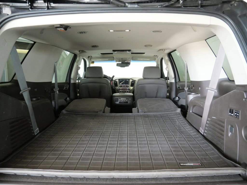Used 2016 GMC Yukon Denali w/ Open Road Package AWD/4WD image 29