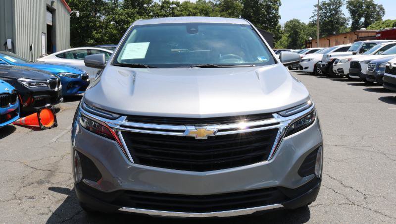 Used 2023 Chevrolet Equinox LT FWD image 2