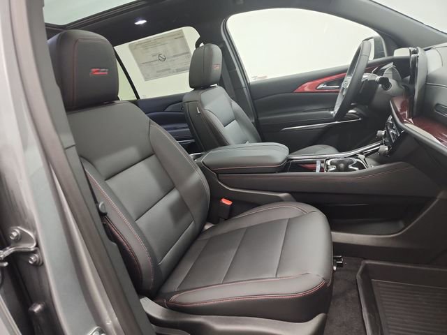 New 2026 Chevrolet Traverse Z71 w/ LPO, Floor Liner Package image 28