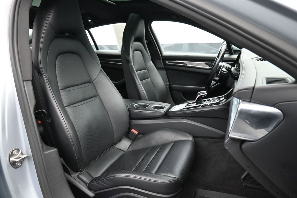 Used 2017 Porsche Panamera 4S AWD/4WD image 26