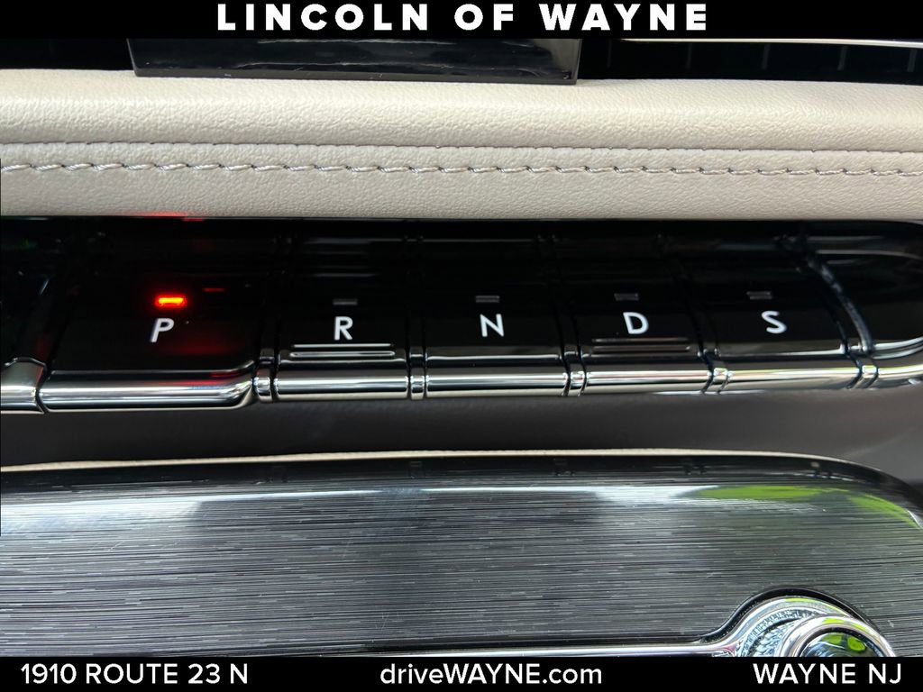 Certified 2023 Lincoln Nautilus Reserve AWD/4WD image 19
