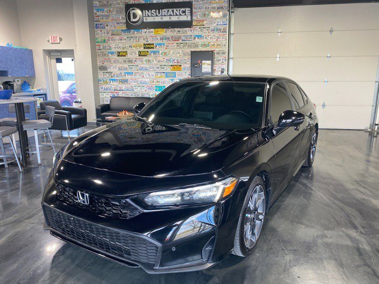 Used 2025 Honda Civic Sport Touring image 4