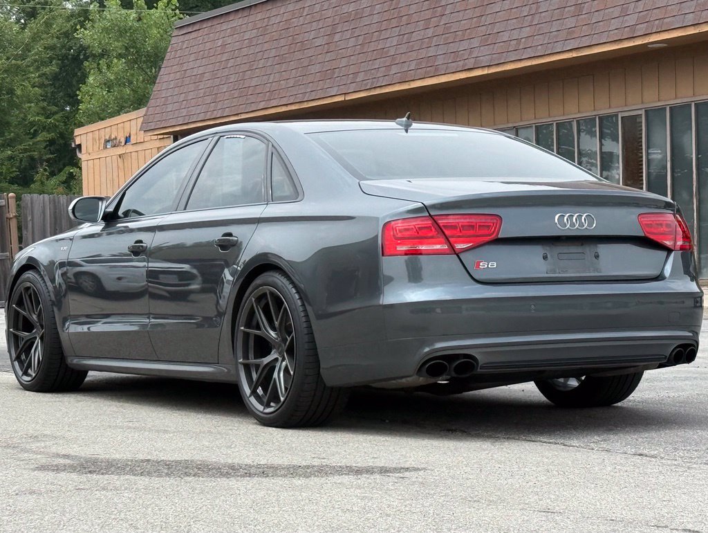 Used 2013 Audi S8 AWD/4WD image 3
