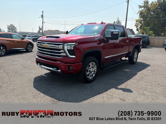Used 2026 Chevrolet Silverado 3500 High Country w/ High Country Premium Package AWD/4WD image 3
