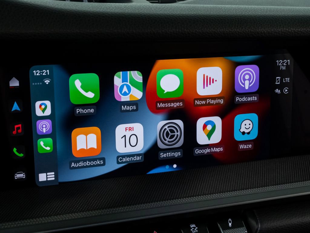 Certified 2024 Porsche 911 Carrera 4S image 16