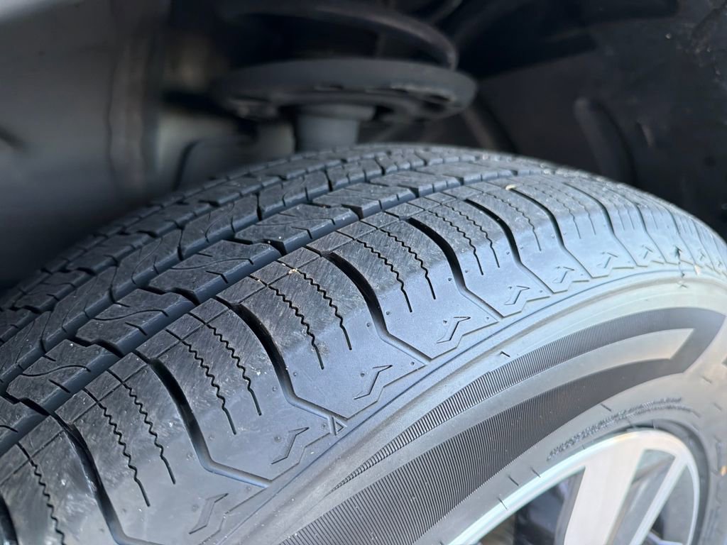 Certified 2022 Nissan Murano SV image 13