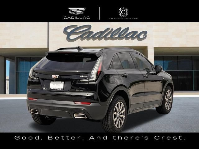 Certified 2022 Cadillac XT4 Sport w/ Comfort Package FWD image 3