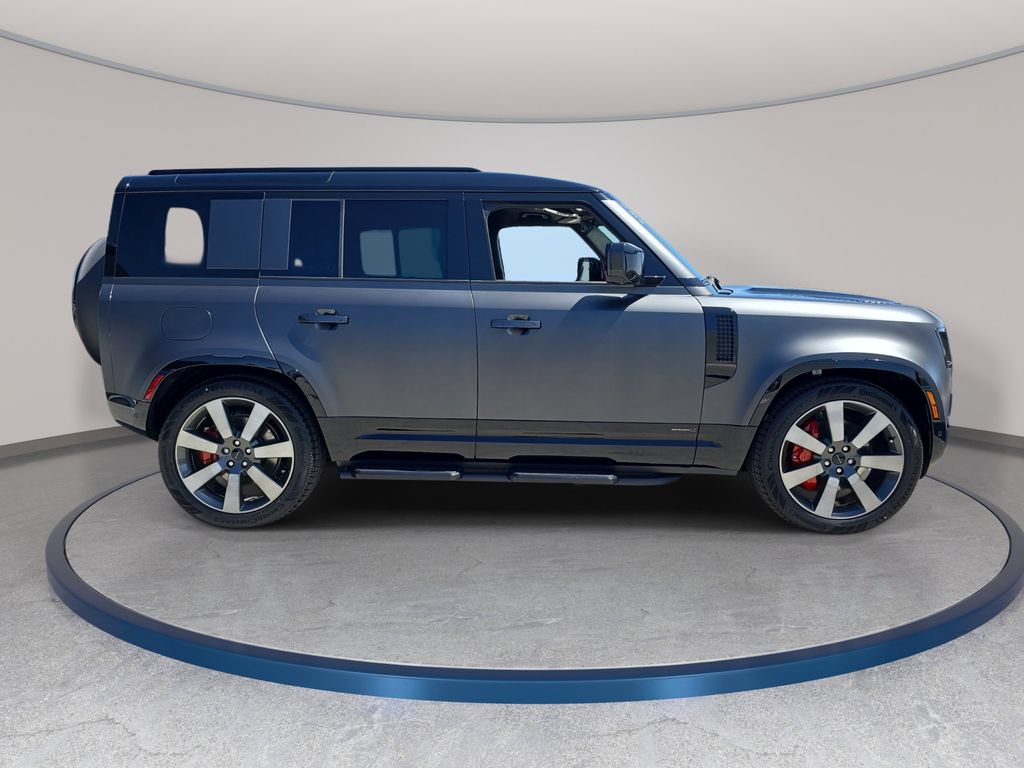 New 2026 Land Rover Defender 110 X AWD/4WD image 4