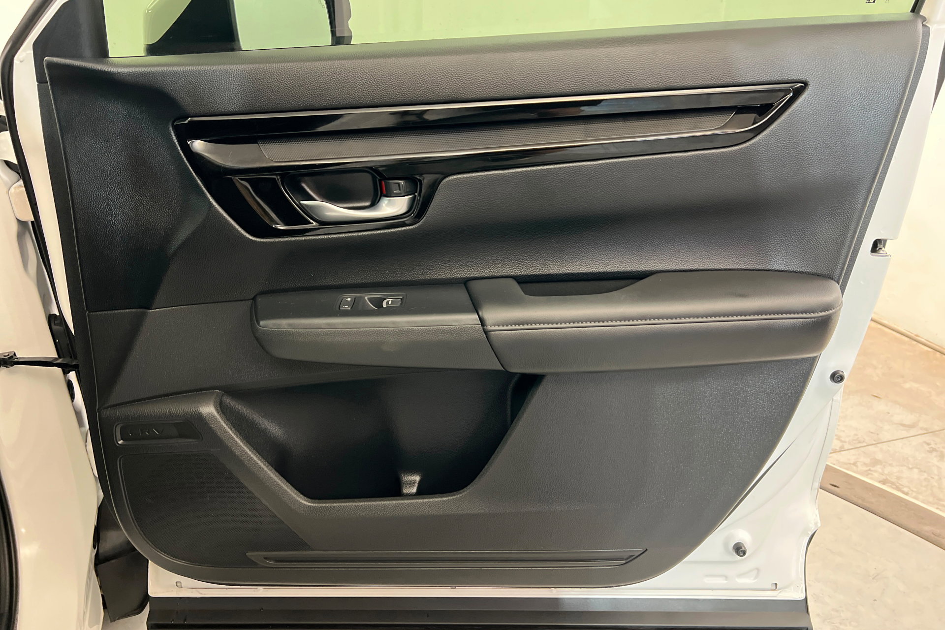 Used 2025 Honda CR-V EX-L image 24