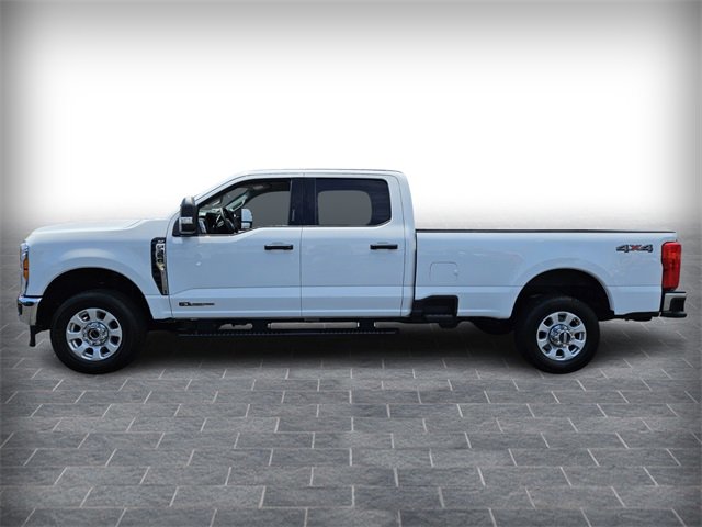 Used 2024 Ford F350 XLT image 4