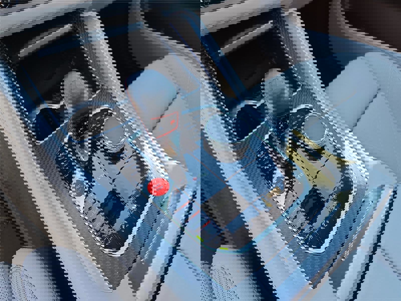 Used 2023 BMW XM image 25