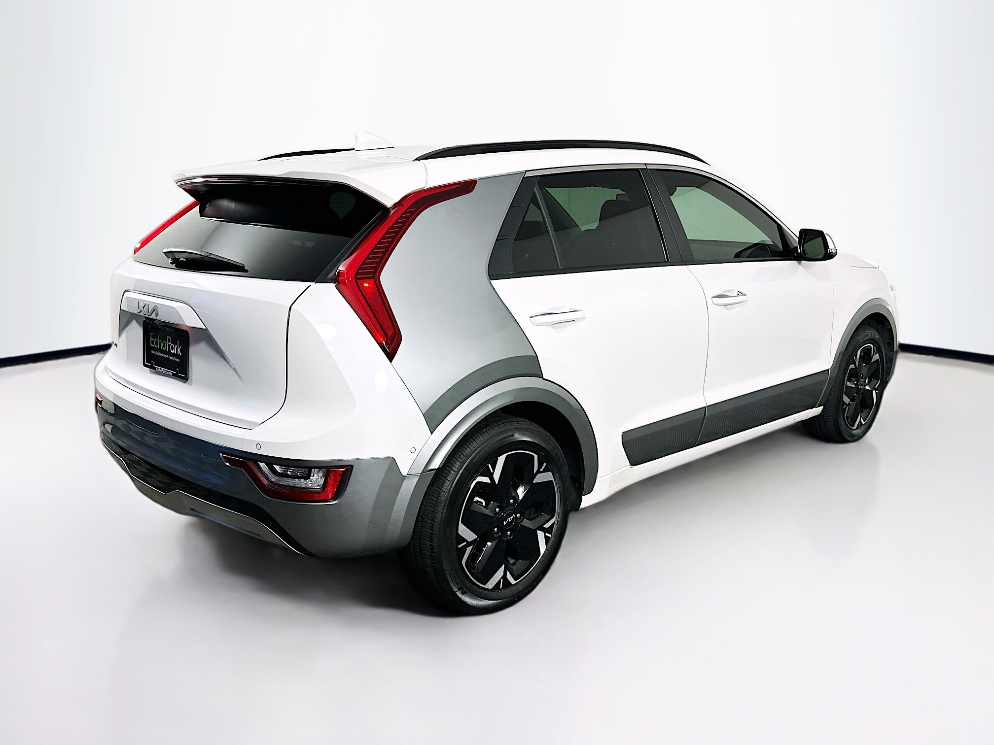 Used 2023 Kia Niro Wave FWD image 9