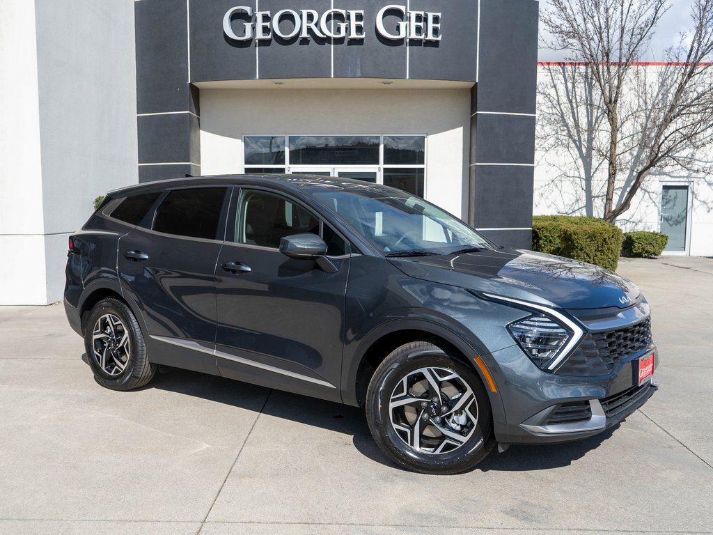 Used 2025 Kia Sportage LX