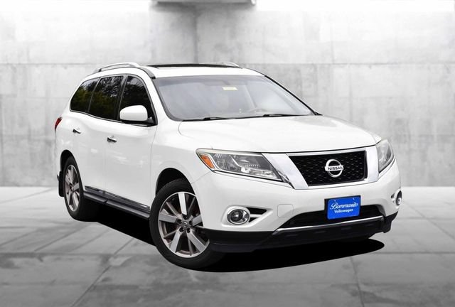 Used 2014 Nissan Pathfinder Platinum w/ Platinum Premium Package AWD/4WD image 2