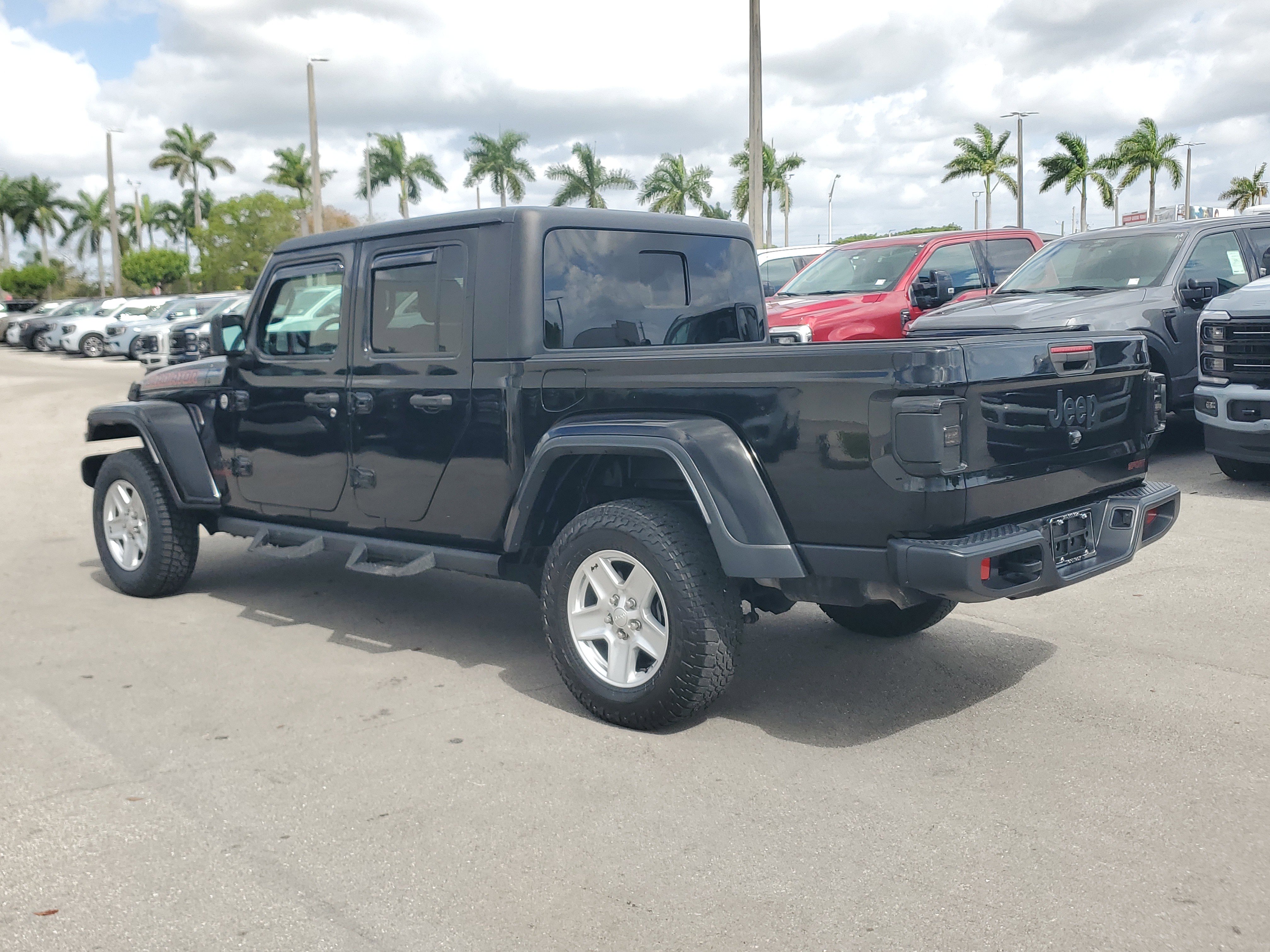 Used 2020 Jeep Gladiator Sport w/ Quick Order Package 24S image 7