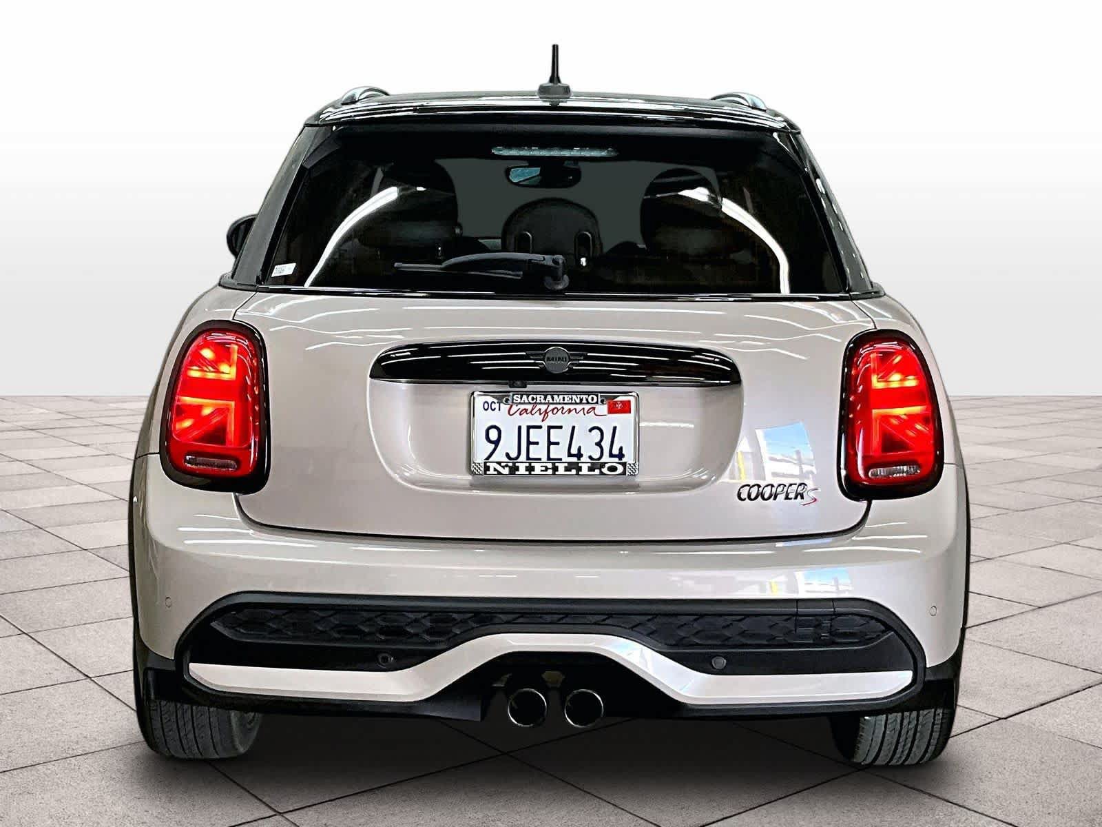 Used 2024 MINI Cooper S w/ Signature Upholstery Package FWD image 7