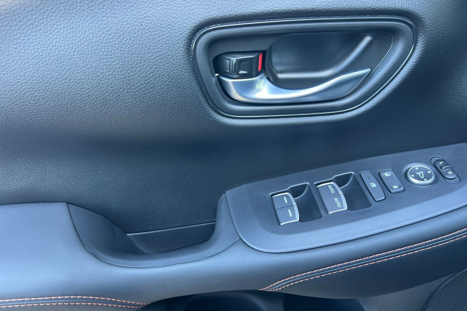 New 2026 Honda HR-V Sport image 10