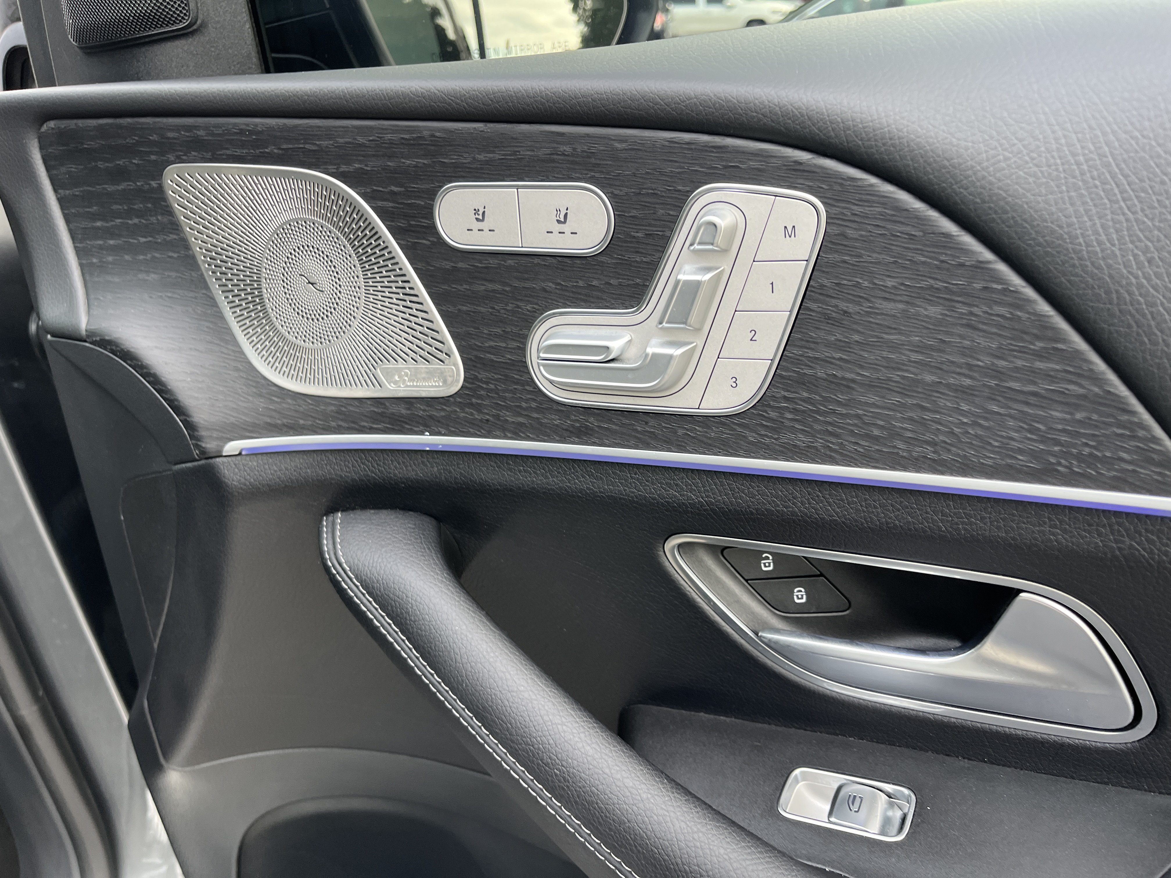Certified 2025 Mercedes-Benz GLE 450e 4MATIC image 52