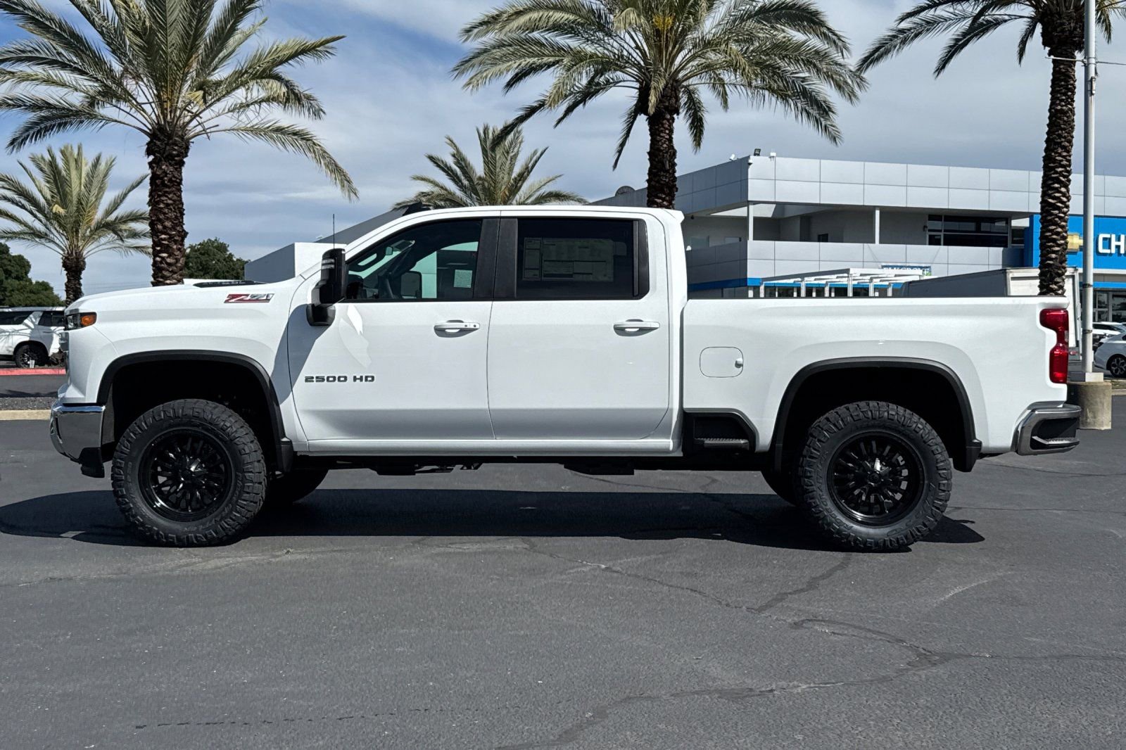 New 2026 Chevrolet Silverado 2500 LT w/ Convenience Package AWD/4WD image 6