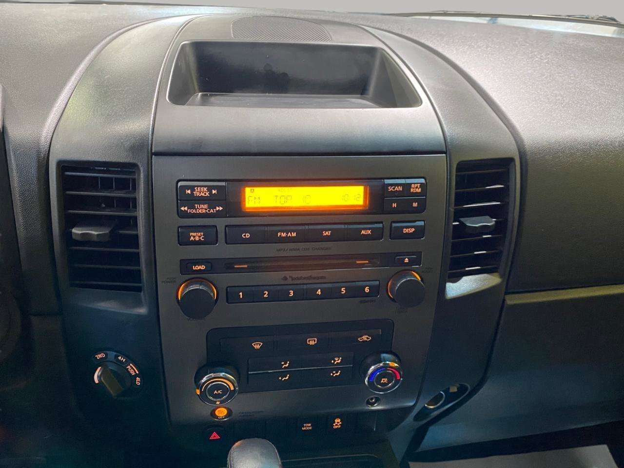 Used 2012 Nissan Titan SV w/ SV Premium Utility Pkg image 21