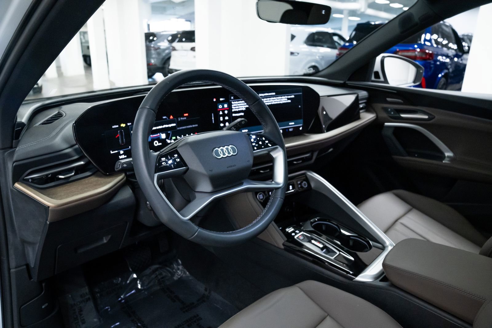 Used 2025 Audi Q5 Premium Plus w/ Premium Plus image 19