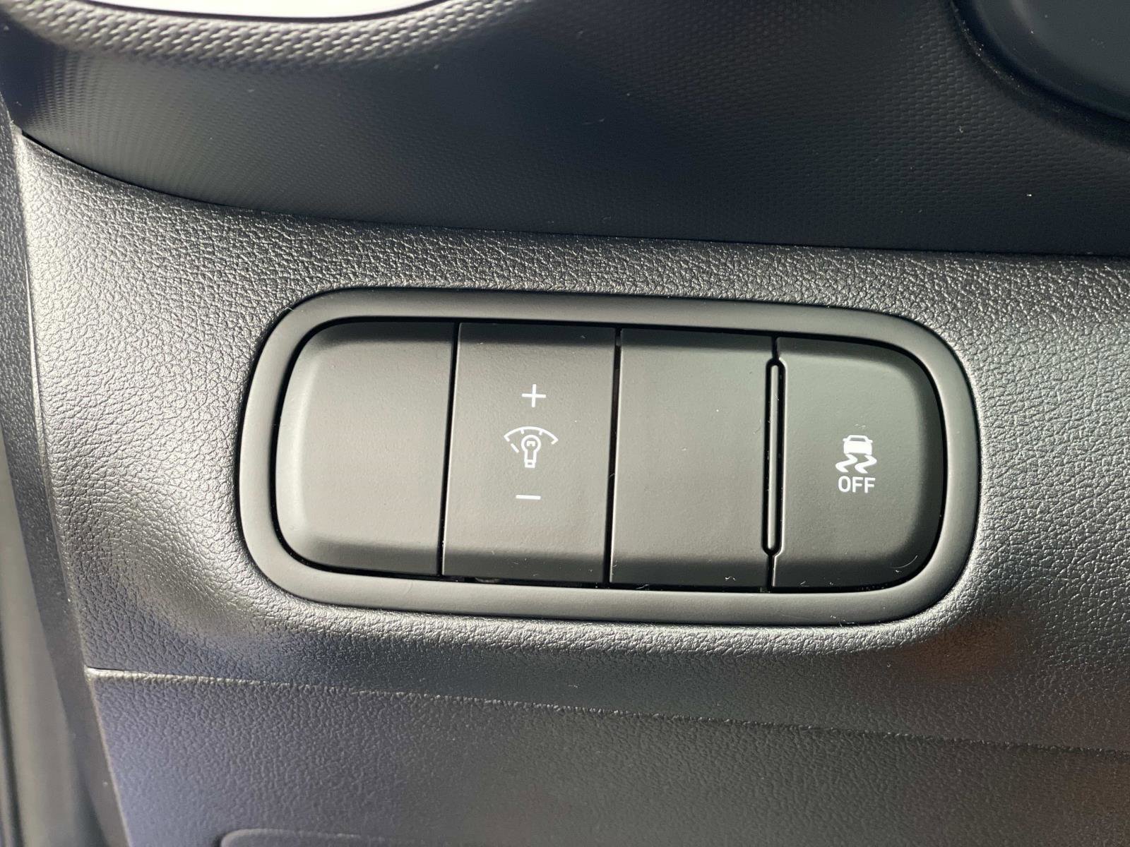 Certified 2023 Hyundai Venue Limited image 18