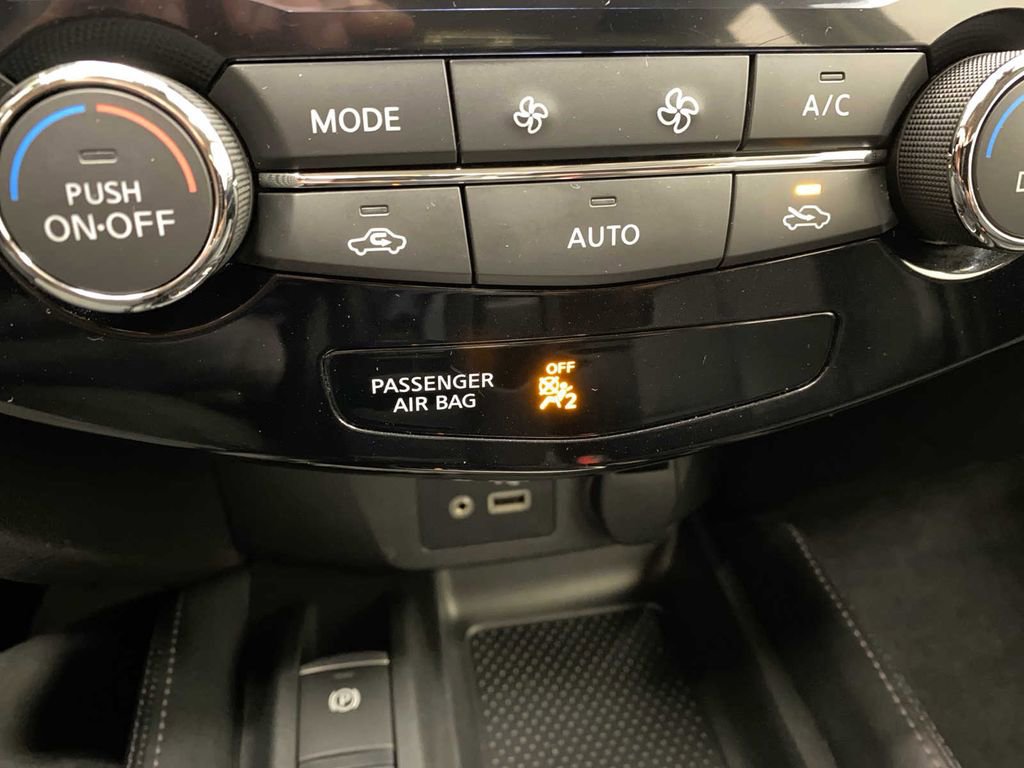 Used 2020 Nissan Rogue Sport SL image 20