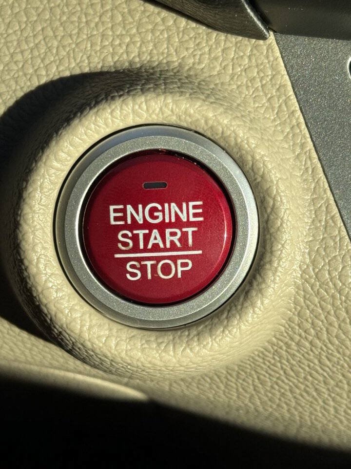 Used 2015 Honda Accord EX-L image 17