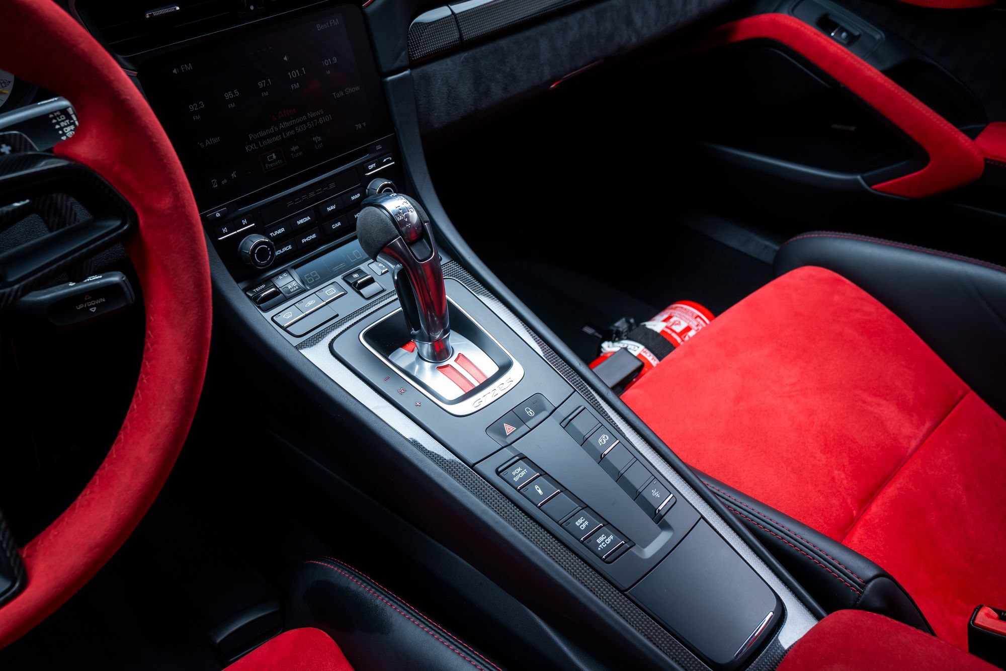 Used 2018 Porsche 911 GT2 RS w/ Weissach Package RWD image 23