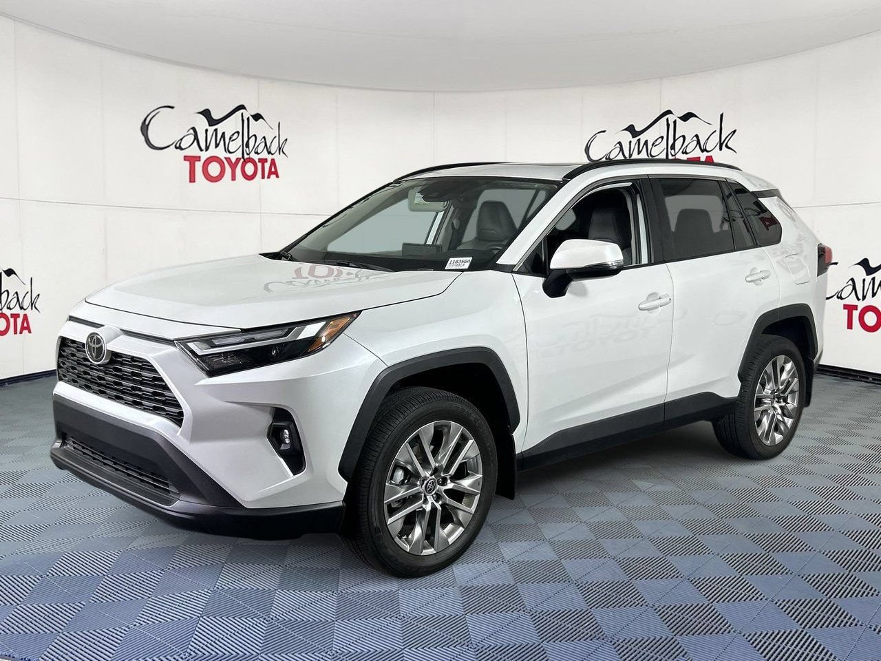 Used 2025 Toyota RAV4 XLE Premium w/ Weather Package FWD image 4