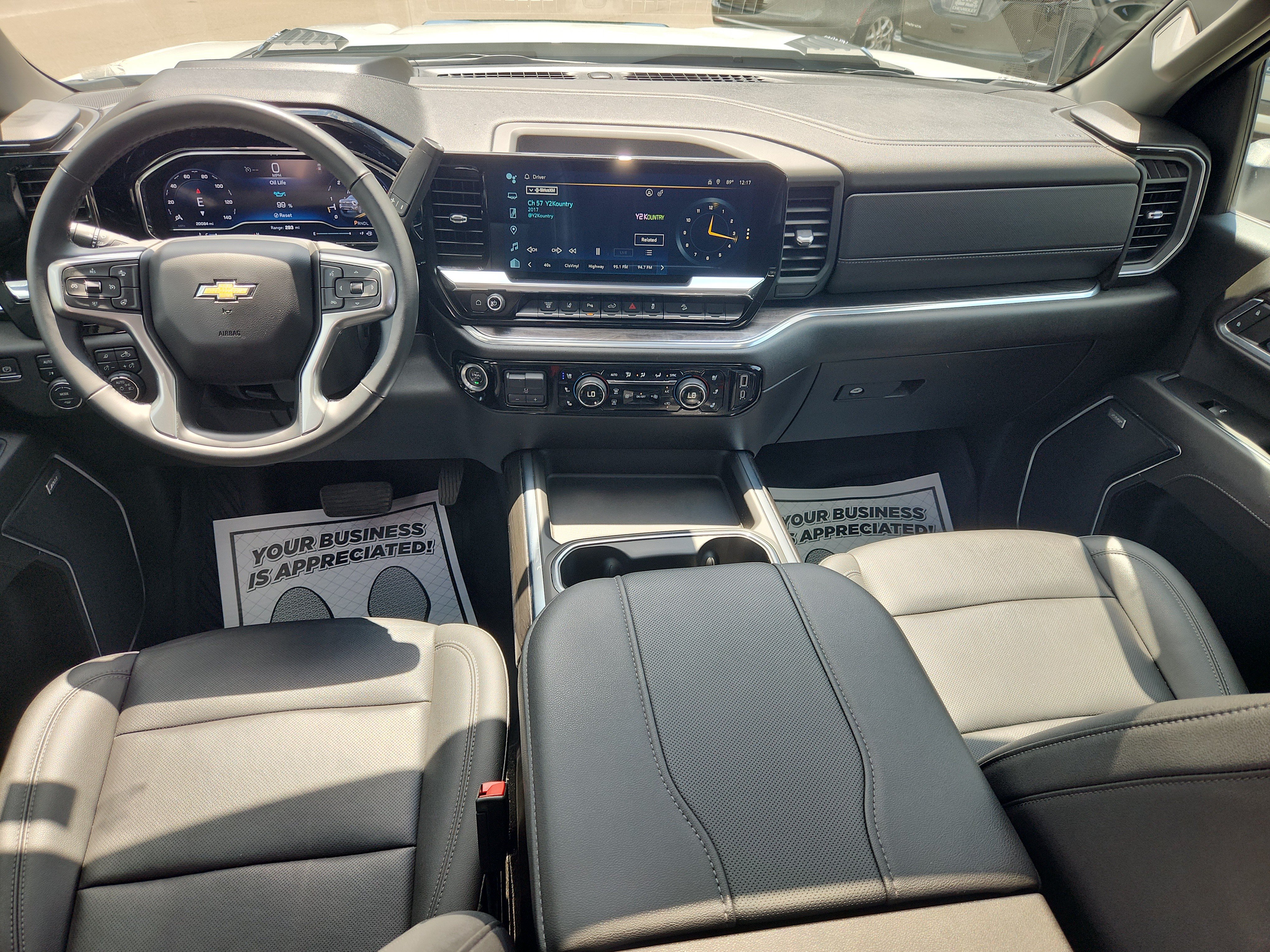 Used 2024 Chevrolet Silverado 2500 LTZ w/ LTZ Convenience Package AWD/4WD image 36