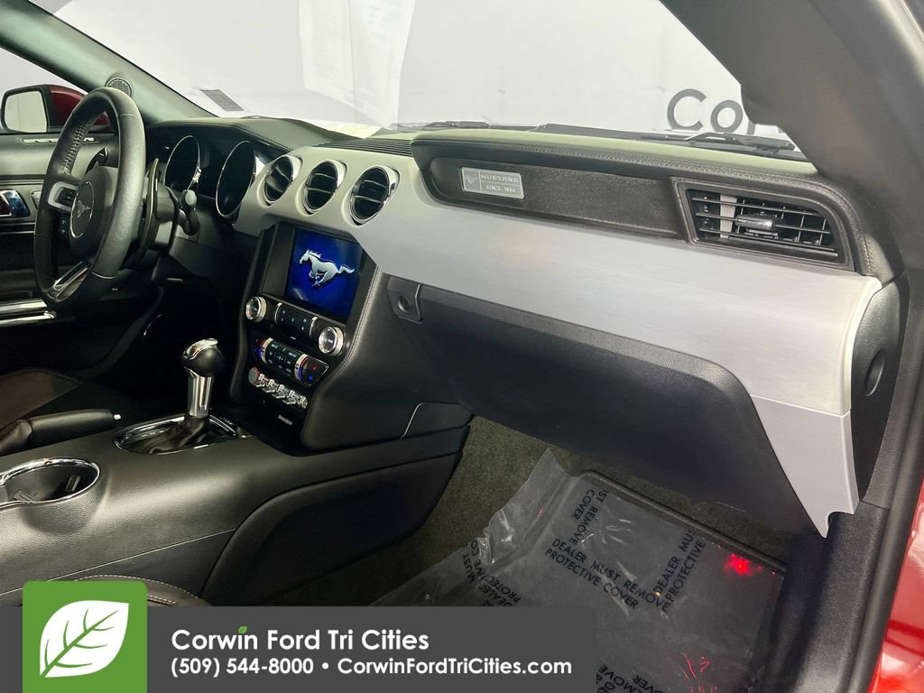 Used 2016 Ford Mustang GT Premium w/ Equipment Group 401A RWD image 29