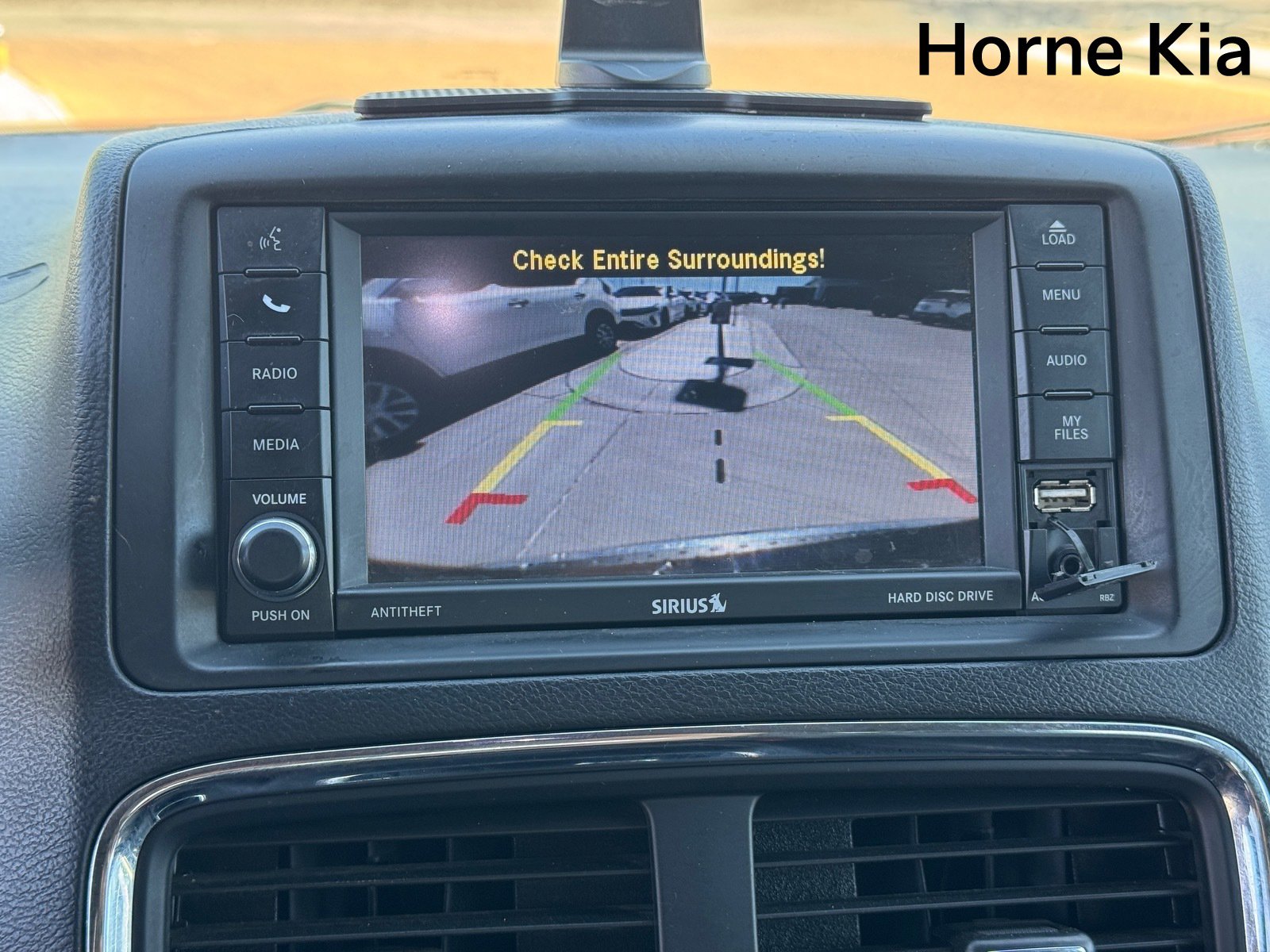 Used 2016 Dodge Grand Caravan R/T image 23