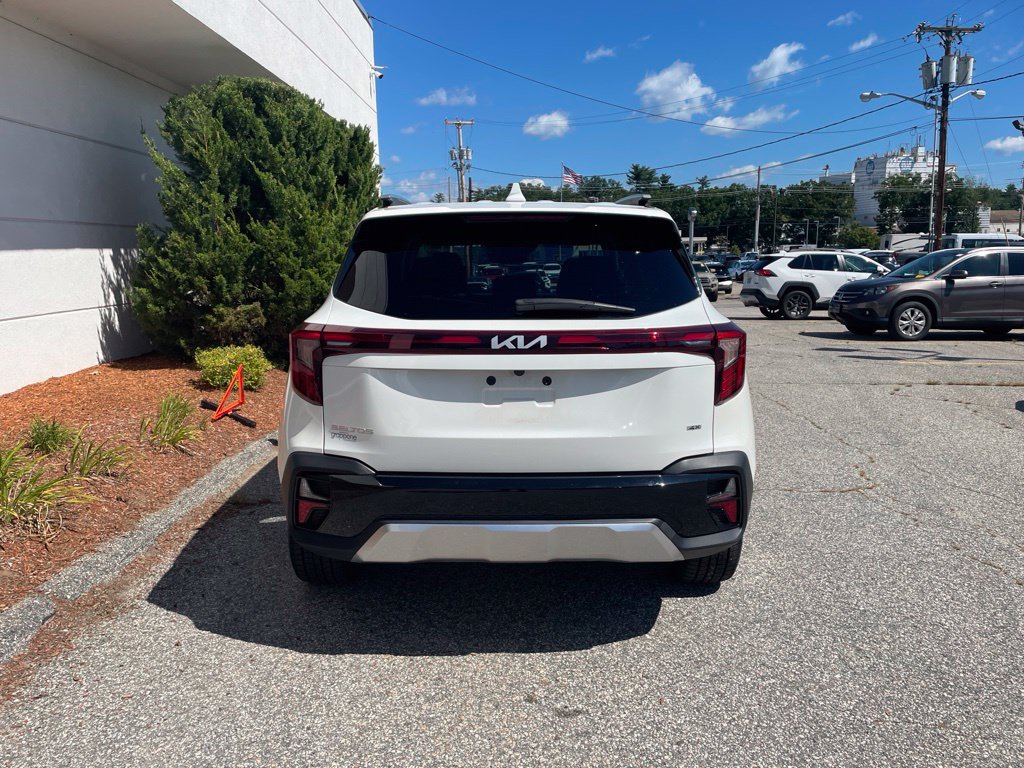 Used 2024 Kia Seltos SX AWD/4WD image 8