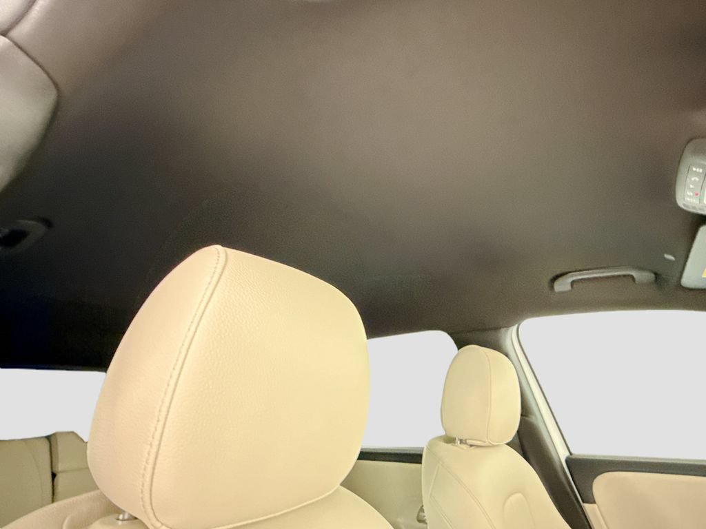 Certified 2025 Mercedes-Benz GLB 250 image 18