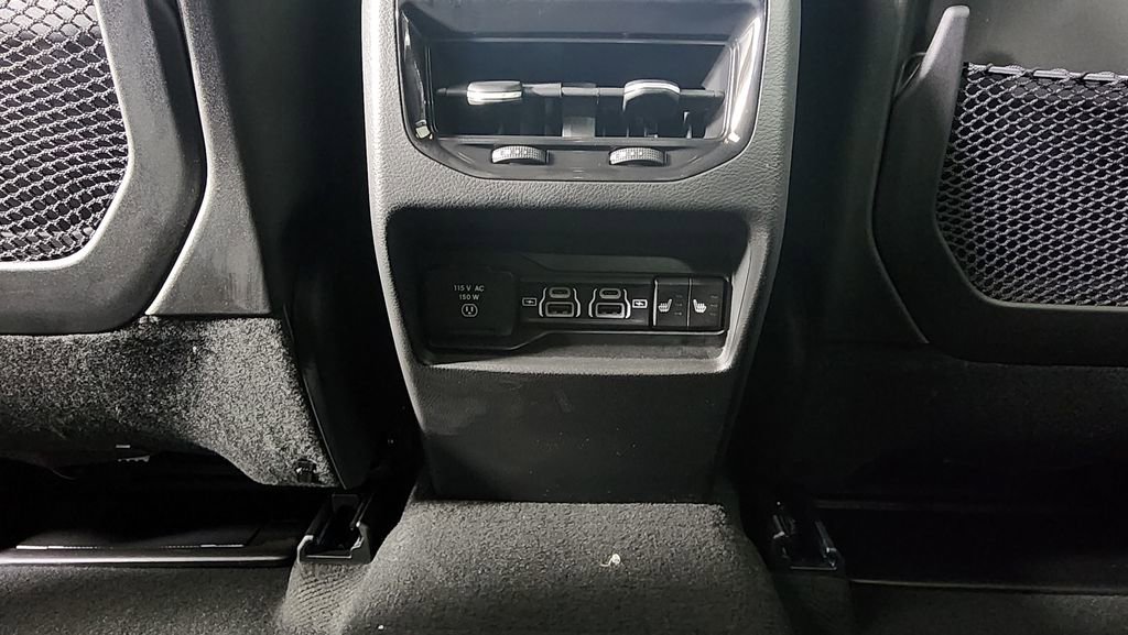 New 2025 Jeep Grand Cherokee Limited image 30