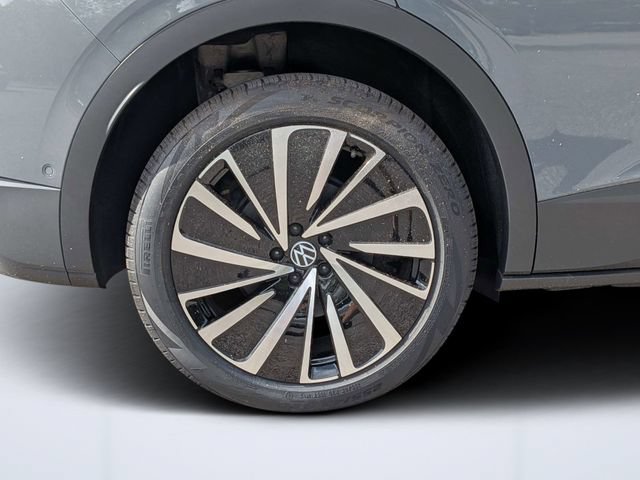 Used 2025 Volkswagen ID.4 Pro AWD/4WD image 11